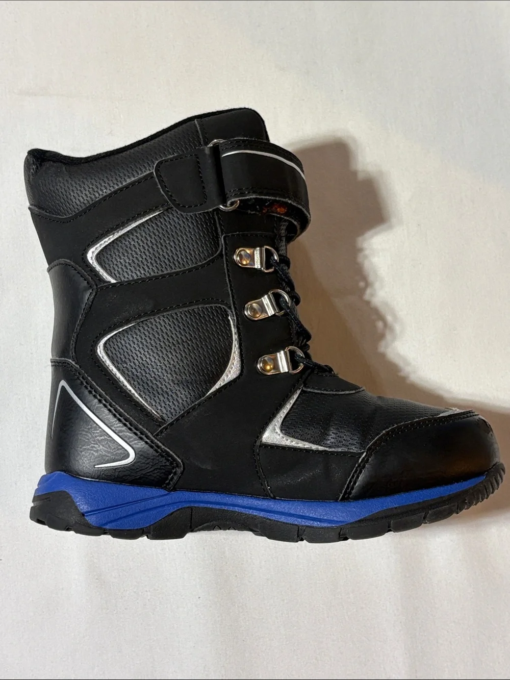 Kids Totes Unisex Snow Boots size 1 Hook-and-Loop Strap